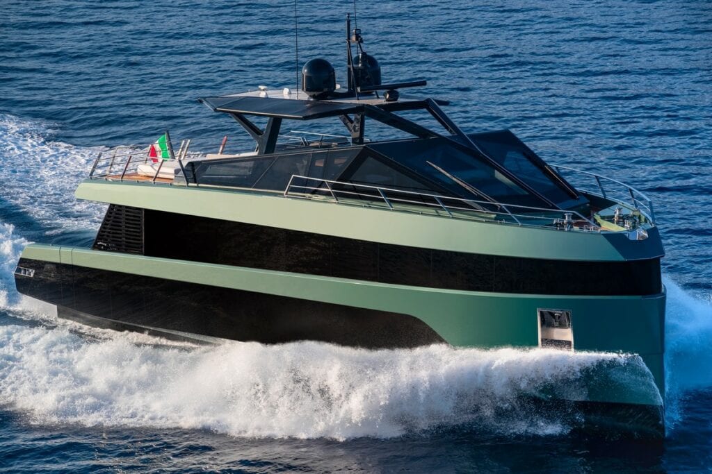 Wallywhy150 debutta al Cannes Yachting Festival 2023