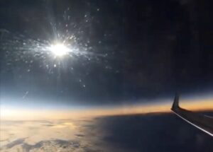 eclissi solare aereo