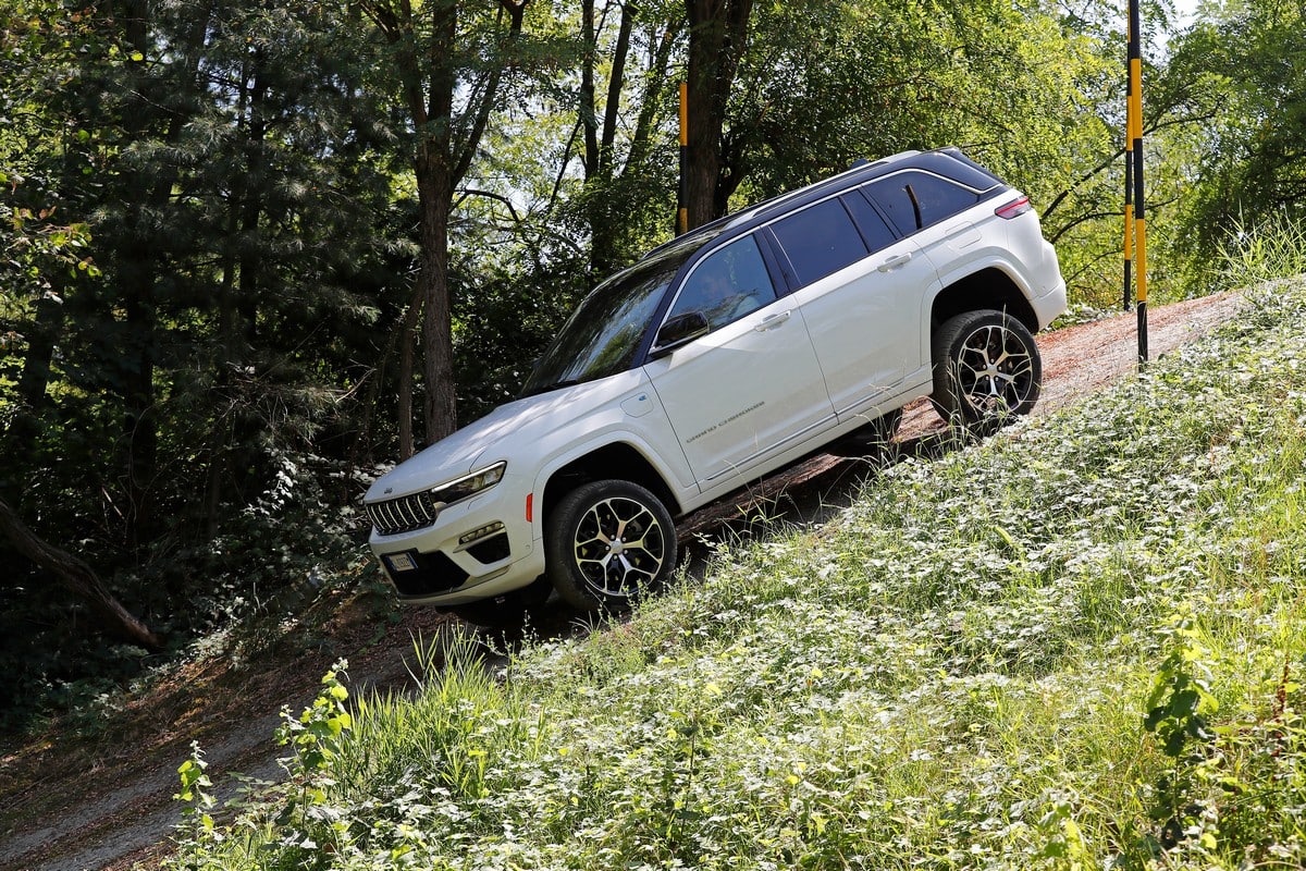 Jeep Grand Cherokee 4xe híbrido plug-in