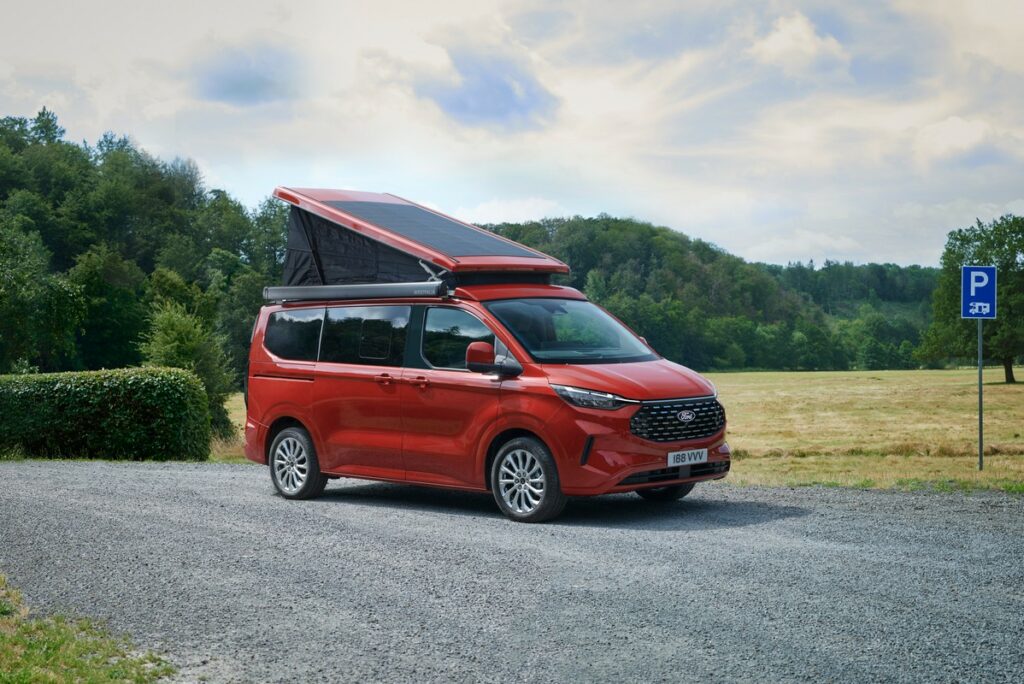 Nuovo Ford Transit Custom Nugget per avventure “on the road” davvero indimenticabili