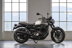 Offerte Moto Guzzi e Aprilia estate 2023 Guzzi V7 stone