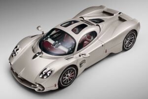 Pagani Utopia (1)