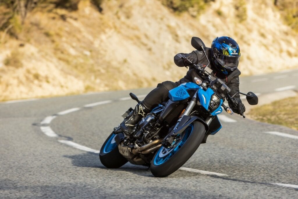 Suzuki GSX-8S: la street fighter al prezzo di 8.900 euro