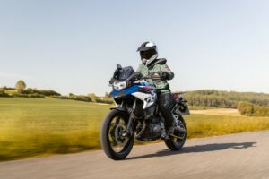 BMW Motorrad F 900 GS - F 900 GS Adventure e F 800 GS (5)