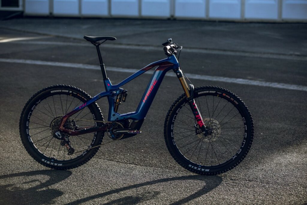 Haibike Hybe: e-MTB a pedalata assistita nata per le gare di e-enduro