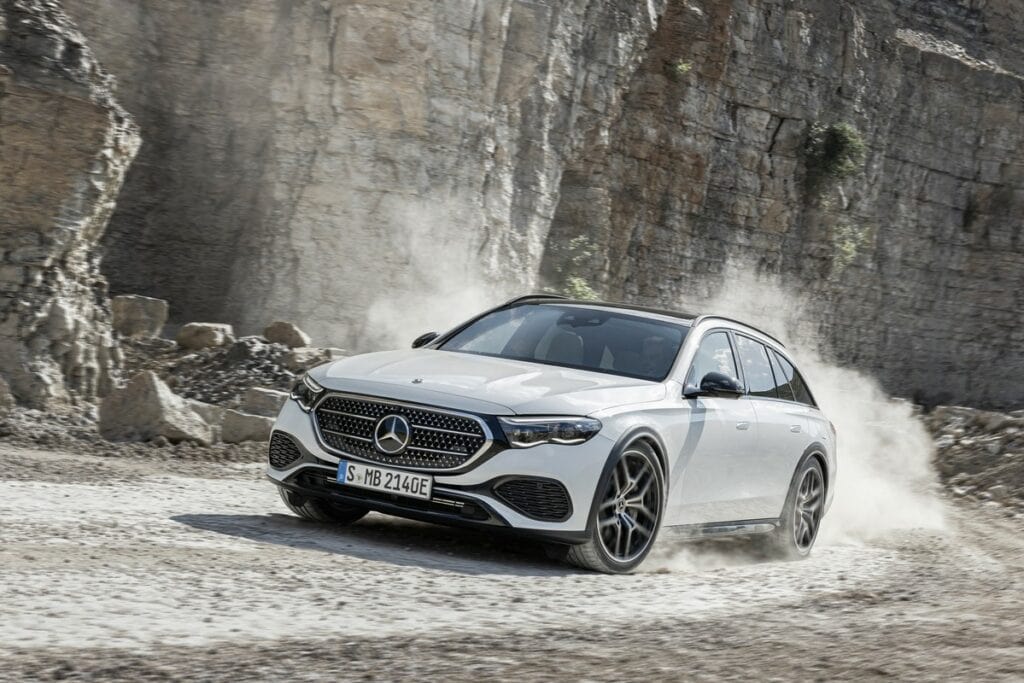 Mercedes Classe E All-Terrain 2024 per gli appassionati di off-road