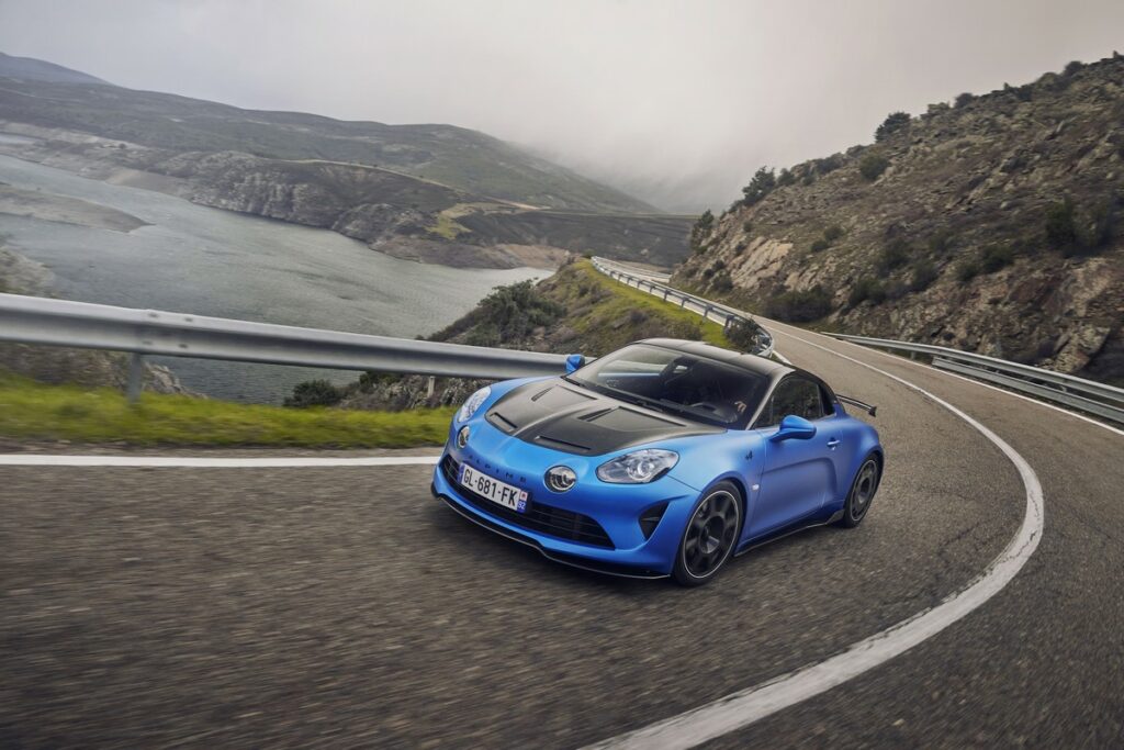 Nuova Alpine A110 R… perfetta per la pista!