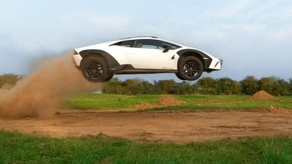 Usa e salta con una Lamborghini Huracán come fosse in Hazzard