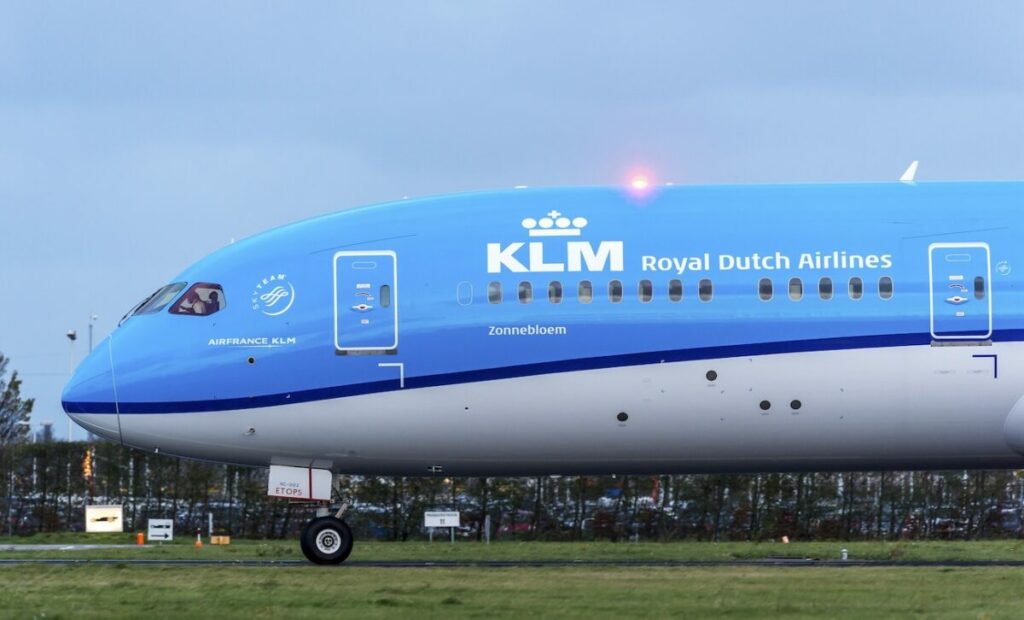 KLM bannata a New York per la riduzione “ecologica” dei voli ad Amsterdam?