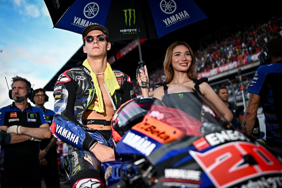 MOTOGP paddock girls