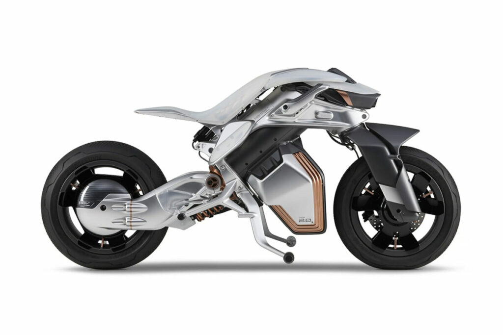 Yamaha Motoroid 2, il concept elettrico che sta in piedi anche senza cavalletto