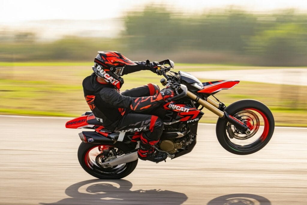 Ducati Hypermotard 698 Mono: la prima Supermotard monocilindrica