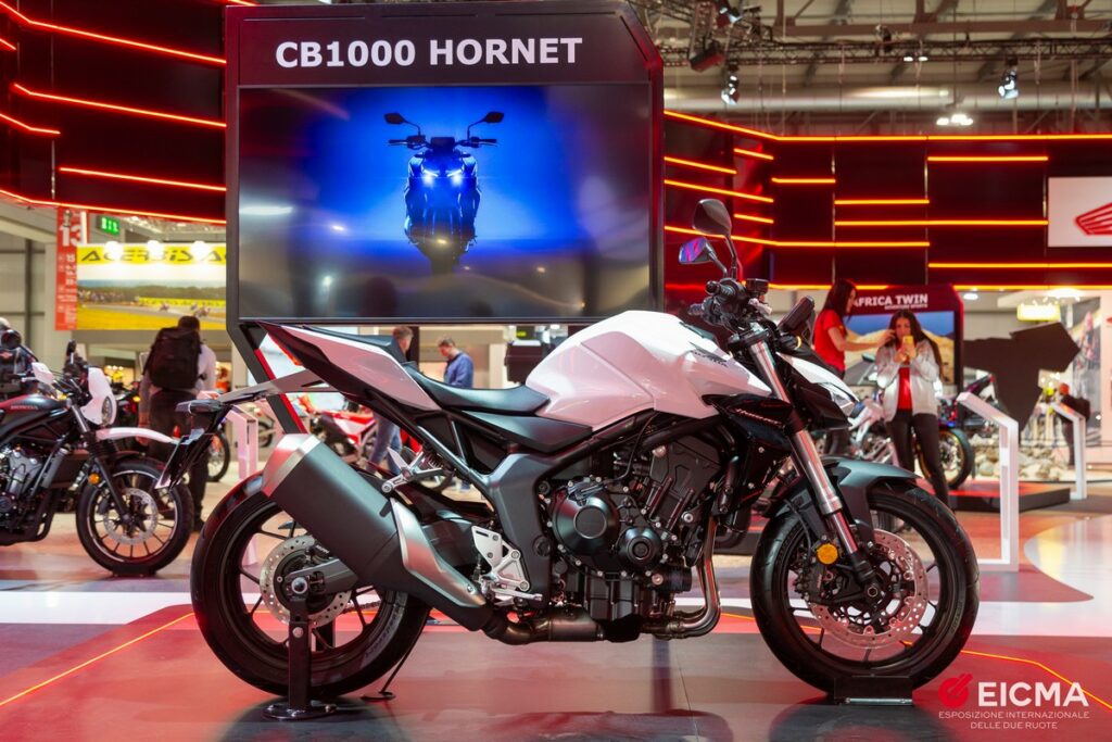 Honda CB1000 Hornet 2024: la nuova maxi naked svelata a Eicma