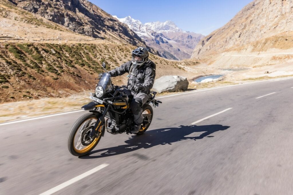 Royal Enfield Himalayan 450 2024: l’adventure tourer senza fronzoli superflui