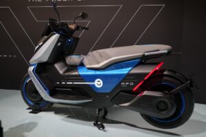 VMoto concept APD 2023