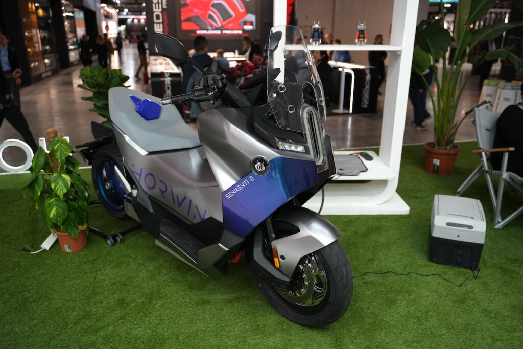 Horwin Senmenti 0, lo scooter elettrico ad EICMA 2023