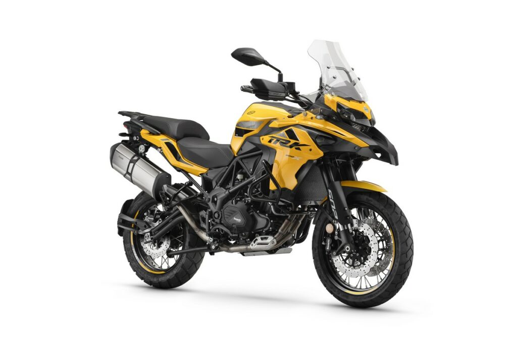 Benelli TRK 502 X 2024: la moto adventure per viaggiare ovunque a 5.990 euro