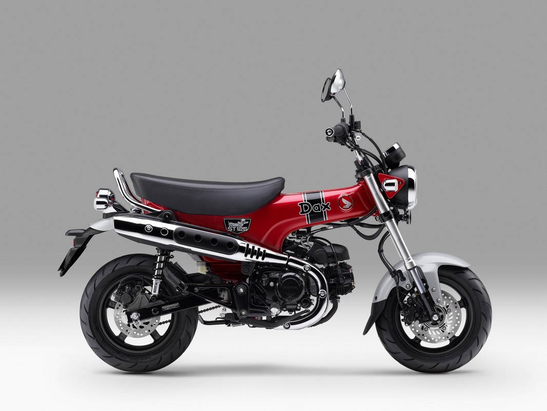 Honda ST125 Dax 2024