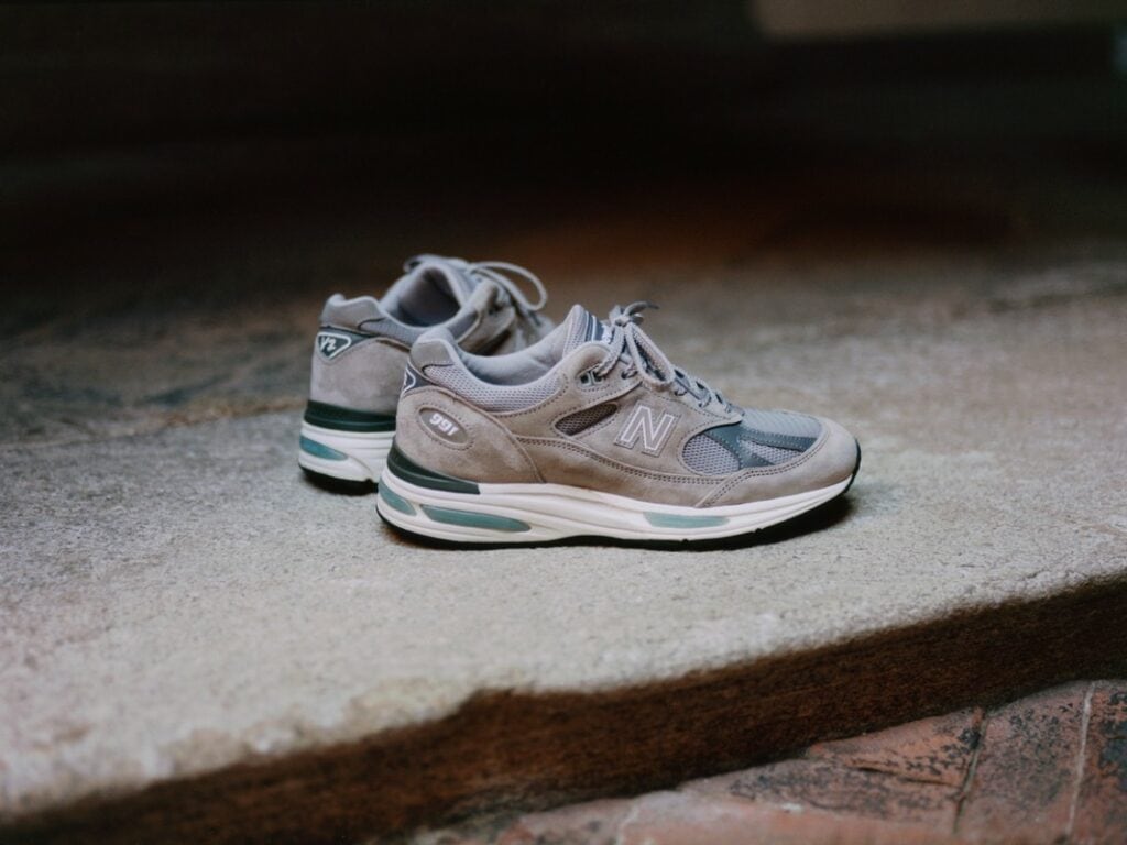 New Balance 991v2: nuovo design affusolato e tecnologia FuelCell