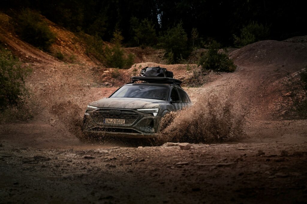 Audi Q8 e-tron edition Dakar: il suv elettrico di lusso in edizione limitata