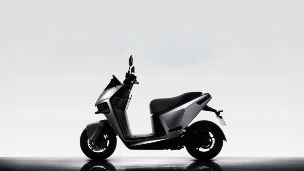 Gogoro Pulse: il nuovo scooter elettrico con chip Snapdragon e Dov’è di Apple integrato