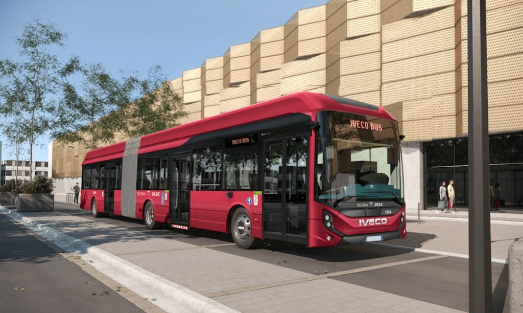 Roma acquista 400 bus elettrici Iveco da oltre 500 km di autonomia