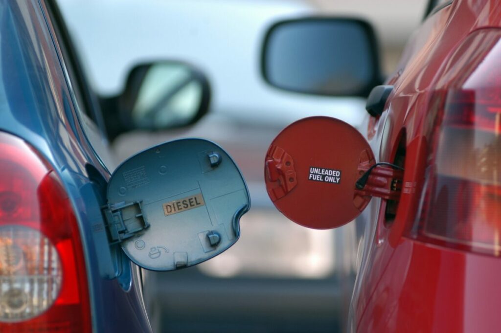 Diesel o benzina: quale conviene di più per la tua auto usata?