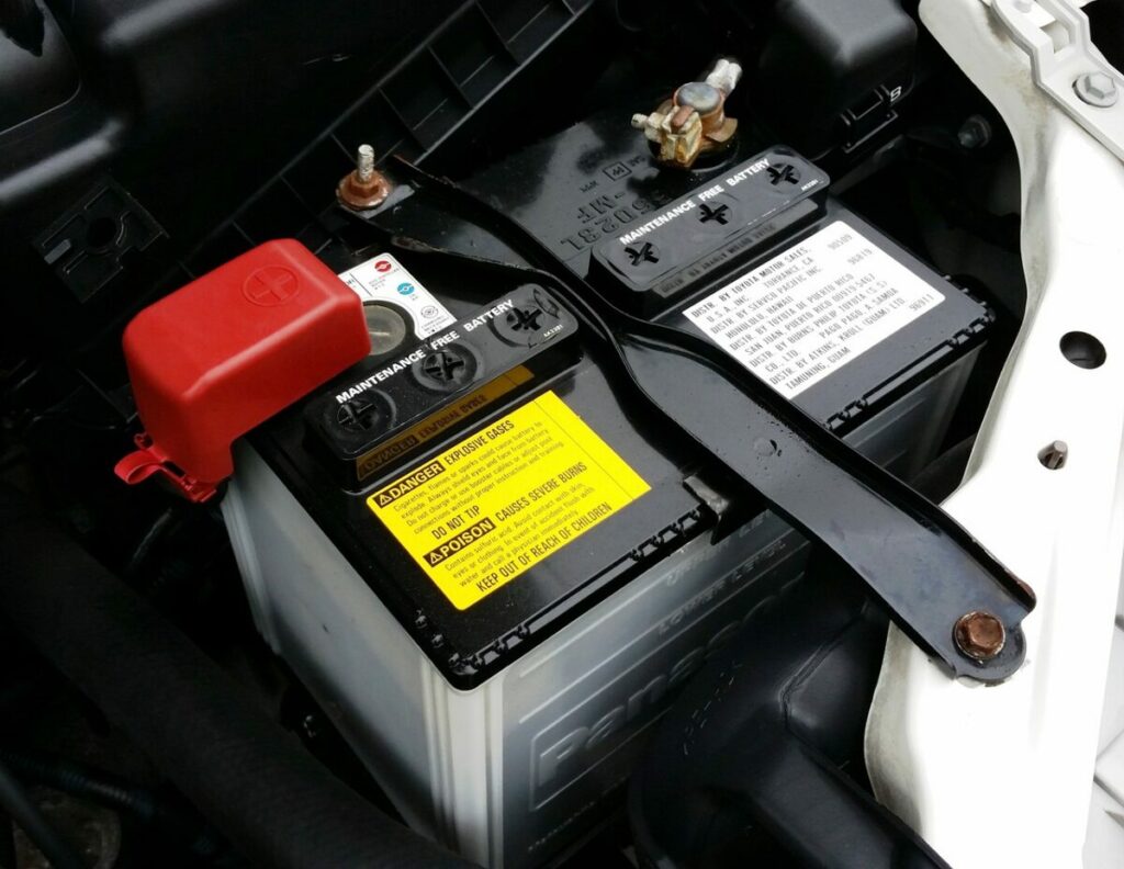Consigli pratici per raddoppiare la vita della batteria della tua auto