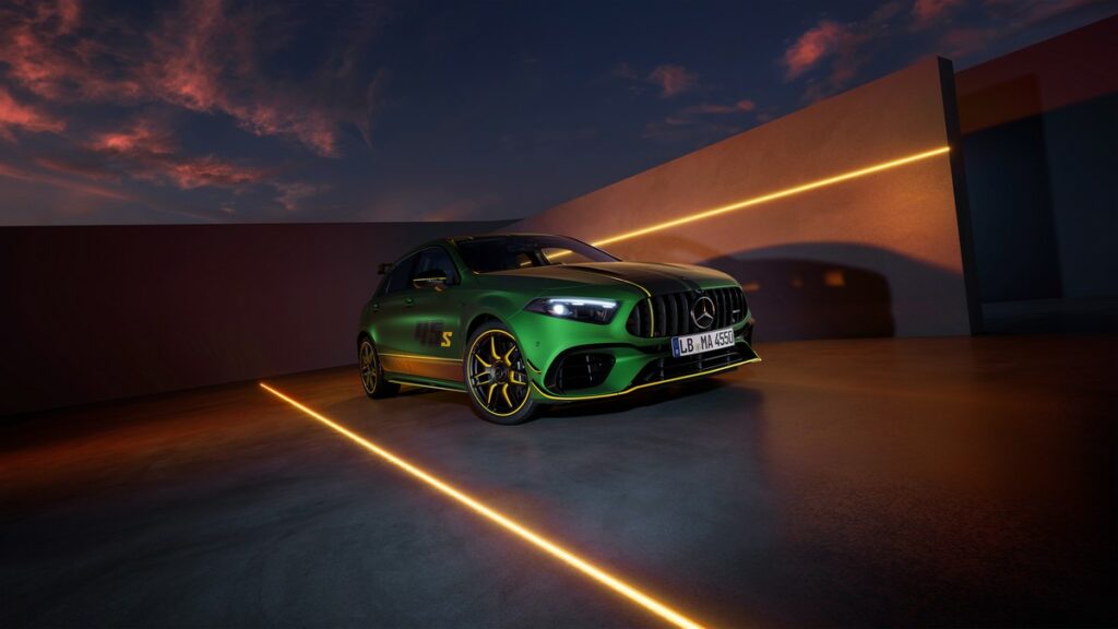 Mercedes AMG A 45 S 4MATIC+ Edizione Limitata: prestazioni e stile esclusivi