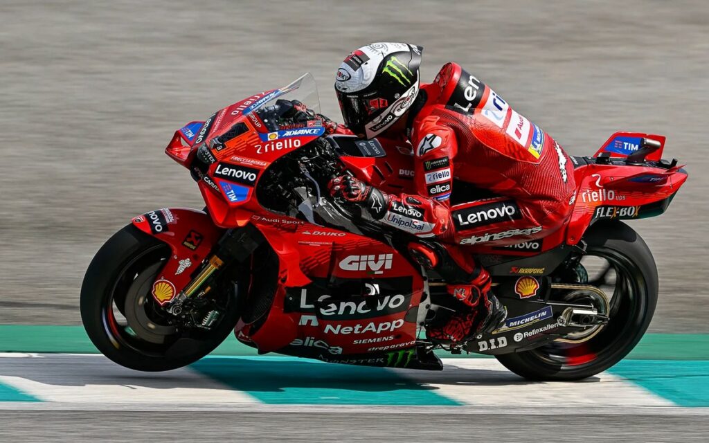 Ducati domina i test MotoGP di Sepang con Bagnaia e Martin, M. Marquez 6°