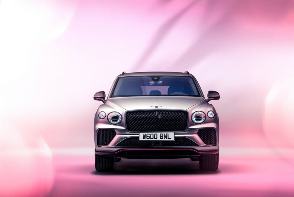 Bentley Bentayga V8 S: i nuovi pacchetti “Curated by Mulliner” per la primavera 2024