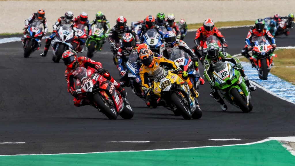 Orari SBK Barcellona 2024: GP di Catalunya in diretta su SKY, NOW e TV8