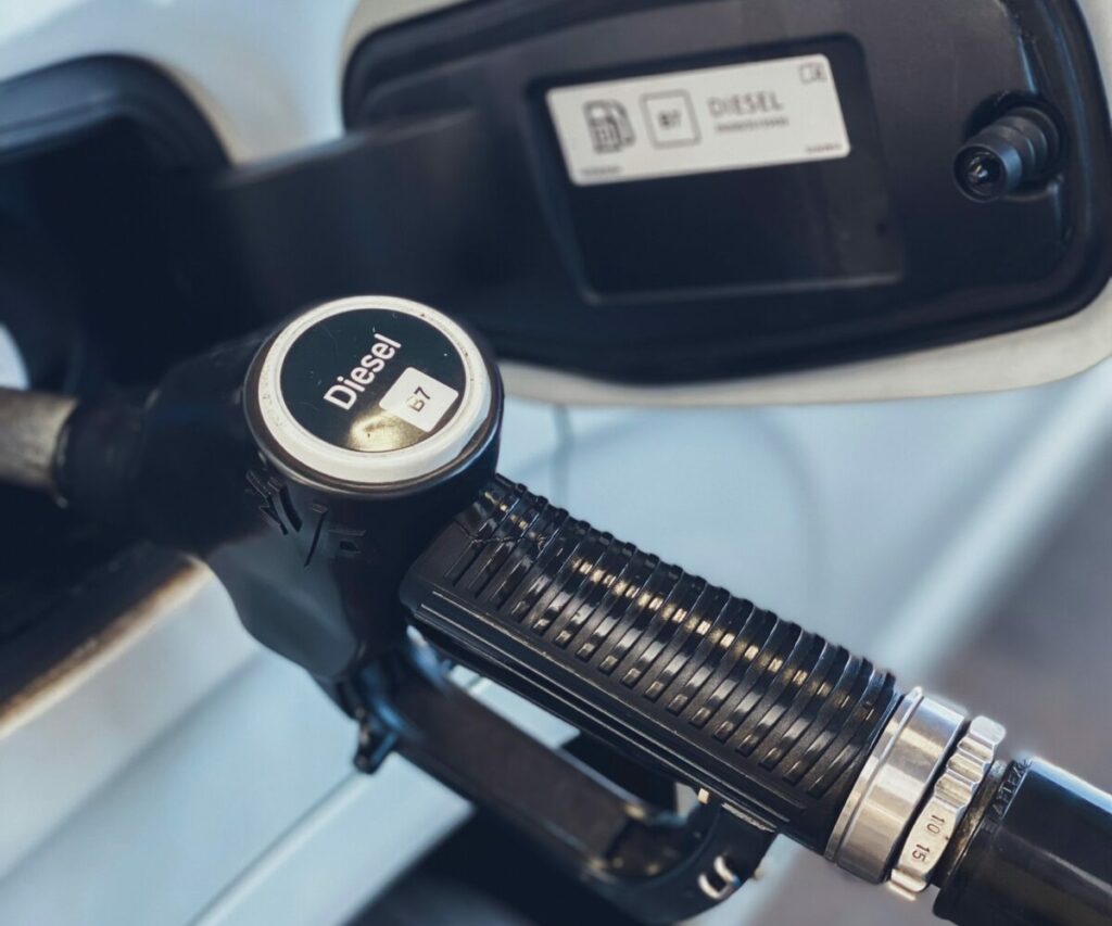 Diesel nel 2024: conviene ancora acquistare un’auto a gasolio?