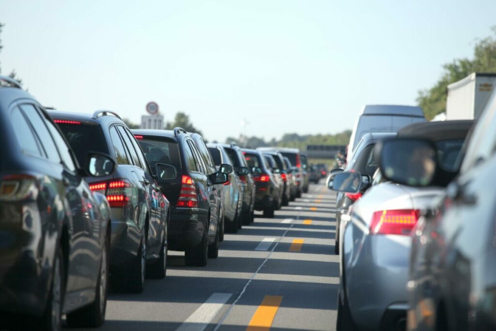 Traffico di Pasqua 2024: previsioni, bollino nero e consigli per gli automobilisti