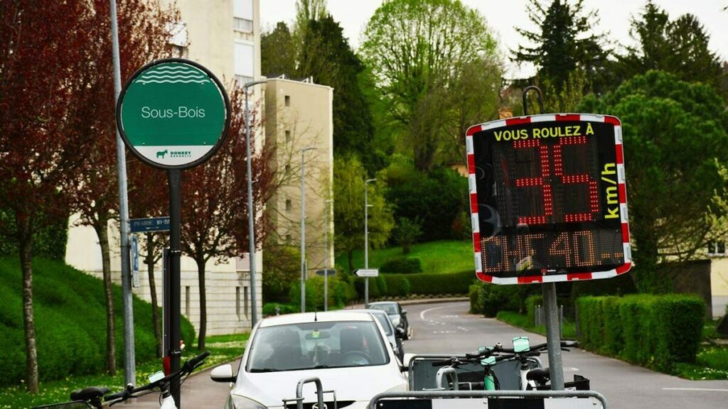 In Svizzera c’è l’autovelox “amico” che dice subito quant’è la multa.