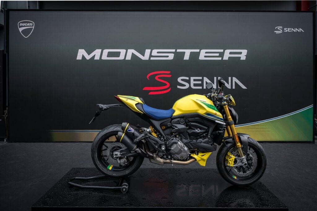 Ducati Monster Ayrton Senna: la moto tributo da collezione