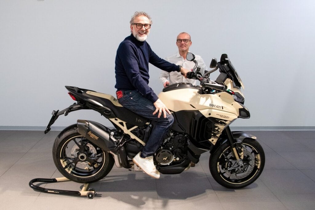 La Ducati Multistrada V4 Pikes Peak Desert di Massimo Bottura