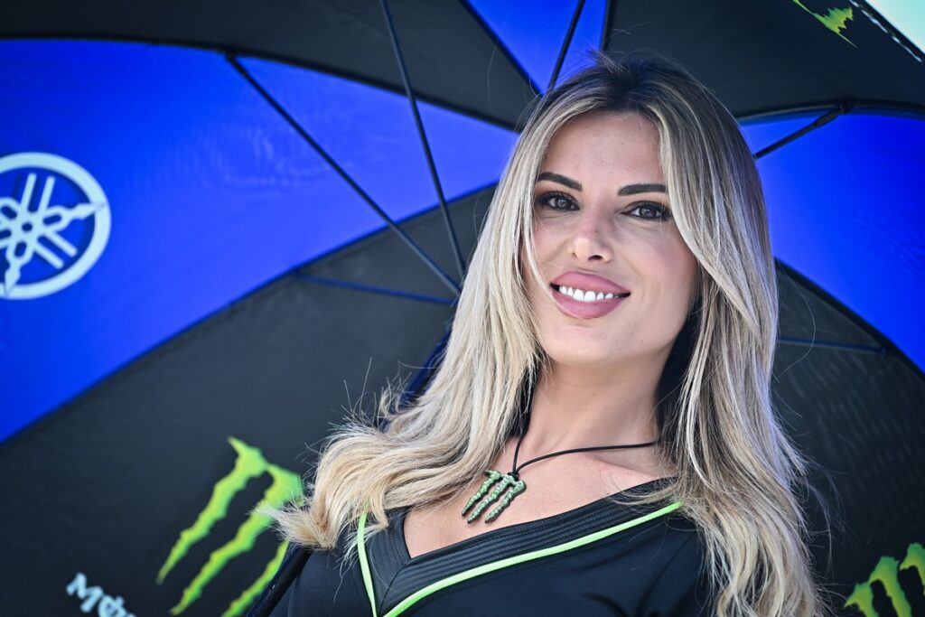 Paddock Girls MotoGP Jerez 2024: le ombrelline spagnole