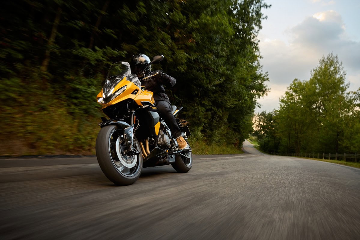 Triumph Tiger Sport 800 2025 caratteristiche e prezzo
