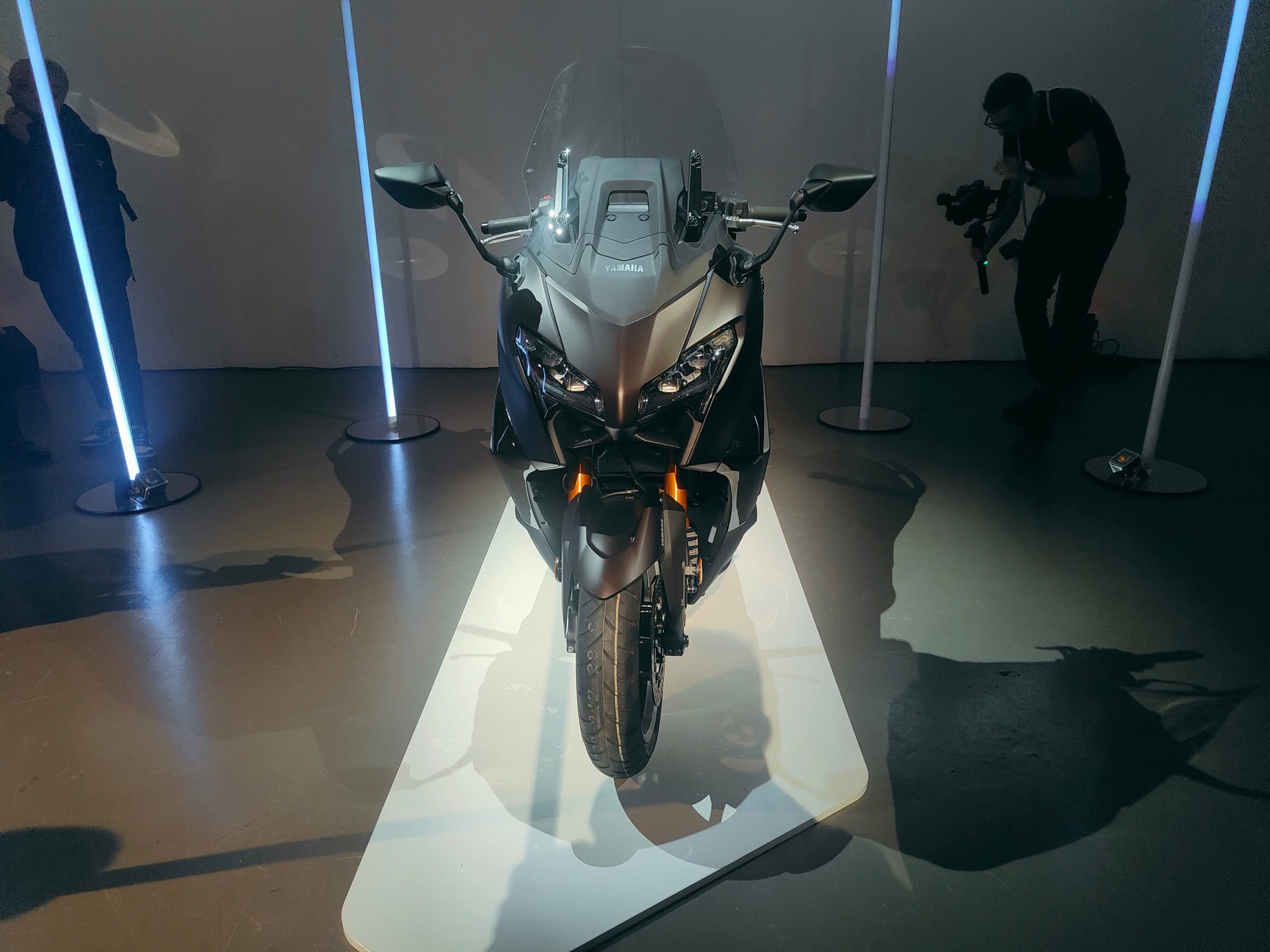 Nuovo Yamaha TMAX 2025 le foto live