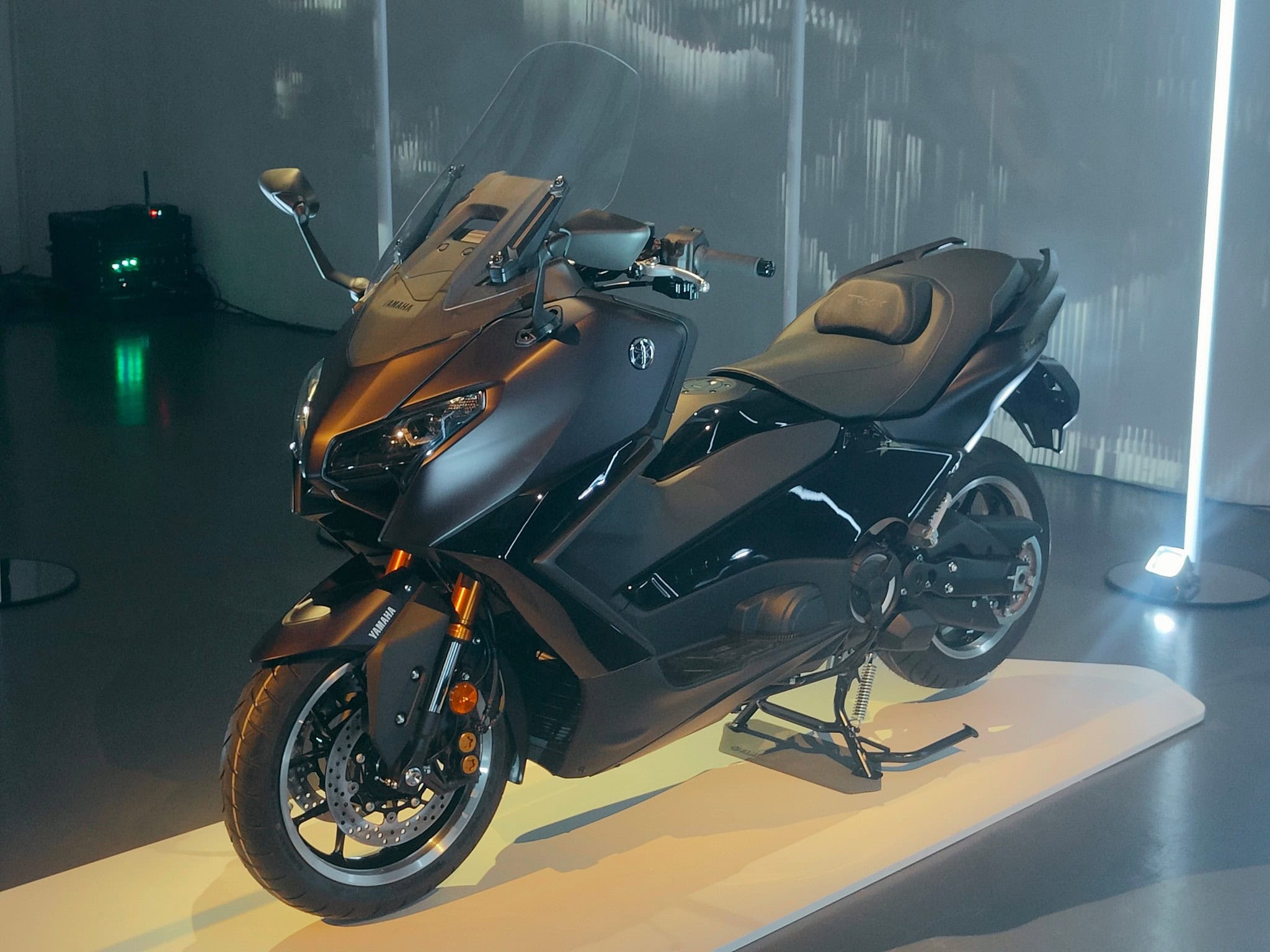 Yamaha Tmax 2025 Etty Shanna