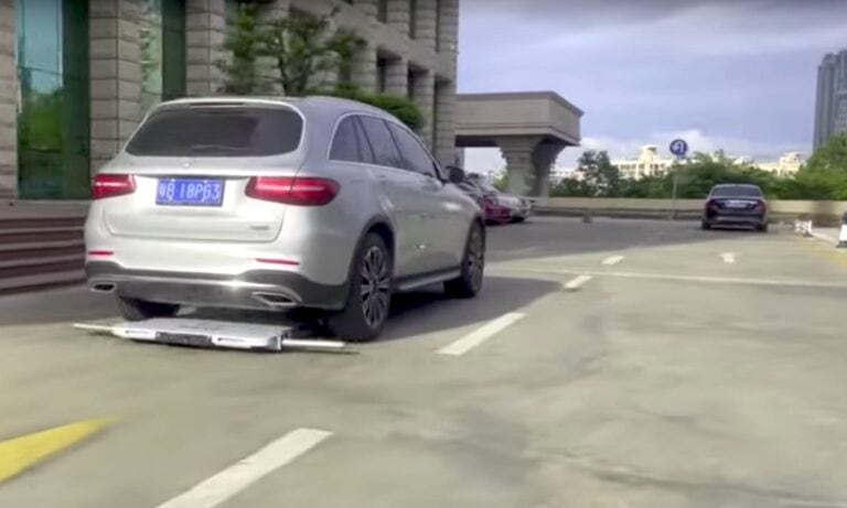 Il parcheggio robotizzato prende piede in Cina, ed è geniale: ecco perchè.