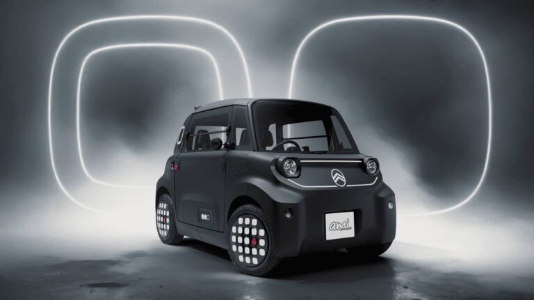 Citroën Ami scopre il suo “lato oscuro”: ecco la limited edition “Dark Side”