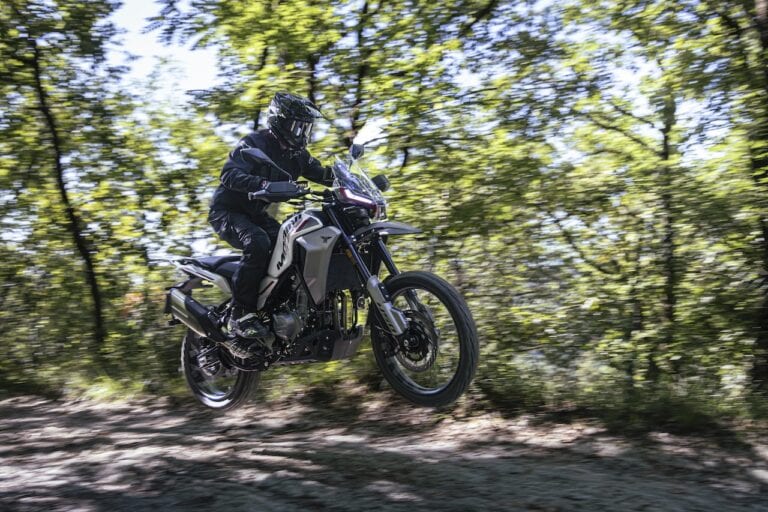 Moto Morini ALLTRHIKE: l’anima doppia per strada e sterrato