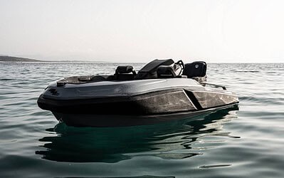 Besnati Hurlo 325: 330 CV in soli 3,25 metri