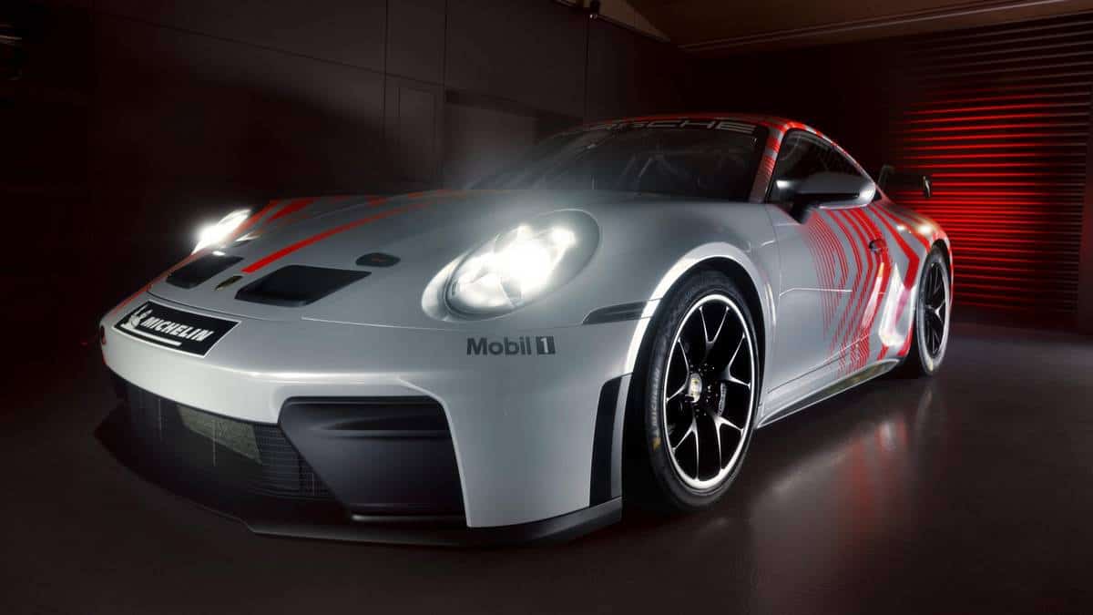 Nuova Porsche 911 Challenge: le immagini della GT3 da corsa