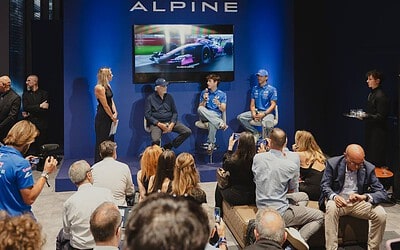 Atelier Alpine Milano accende la settimana di Monza con Briatore, Gasly e Colapinto
