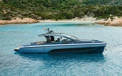 SACS Hyper 5S porta 2.400 hp su una terrazza di 32 mq